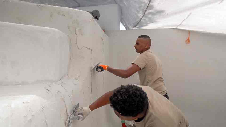 Proceso de reforma y preparación del vaso de una piscina existente